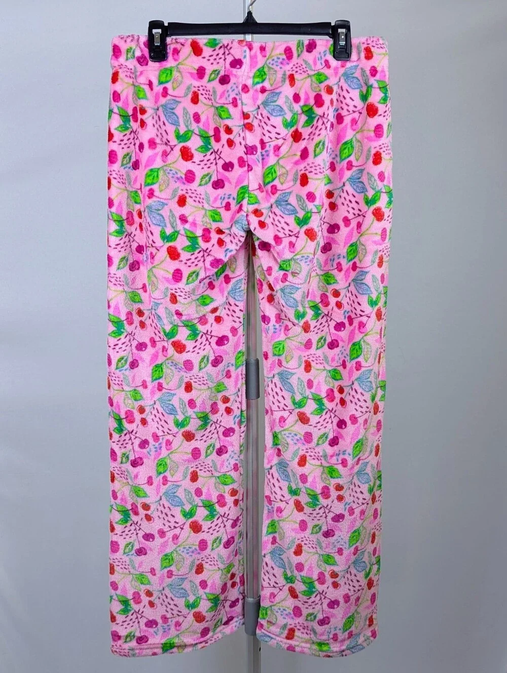 Berkshire Daydream Etta Vee Fleece Lounge Pant Cherries Print Vibrant Pink M NWT - Picture 6 of 9